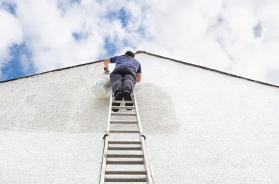 Peinture extérieure au Fouilloux — façades et ravalement